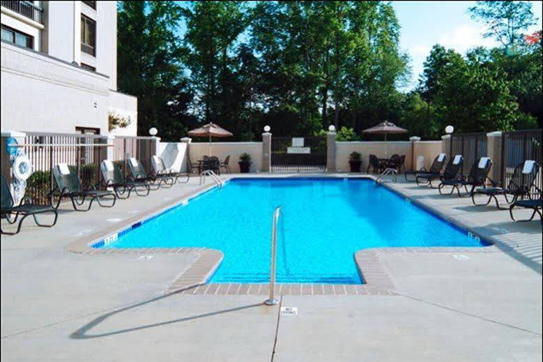 Holiday Inn Express & Suites Alpharetta By Ihg Exteriör bild